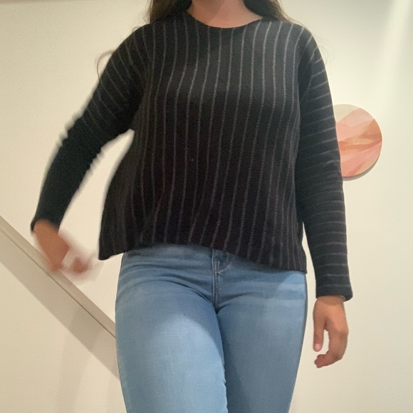 Striped sweater - Picture 3 of 4